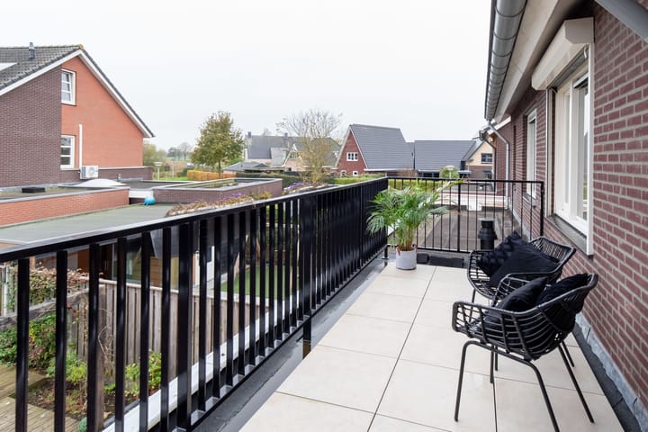 Foto 22 van Madeliefje 13