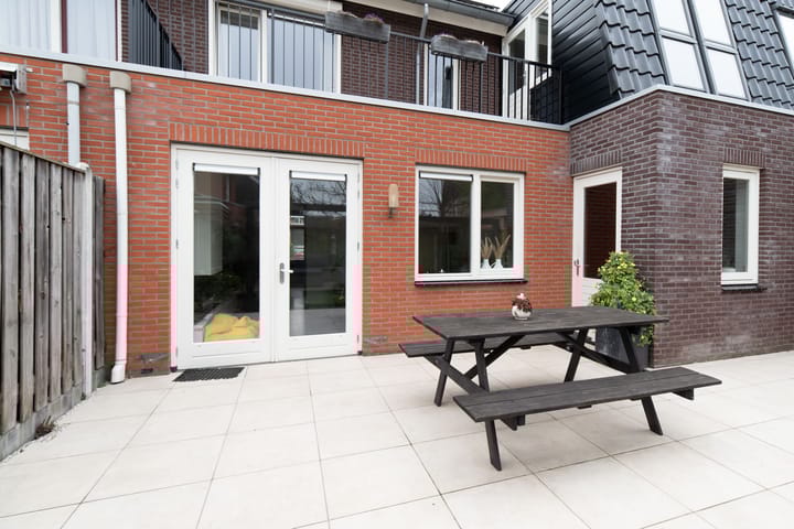 Foto 37 van Madeliefje 13