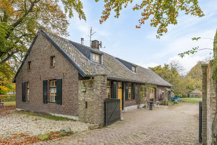 Foto 1 van Veld-Oostenrijk 16