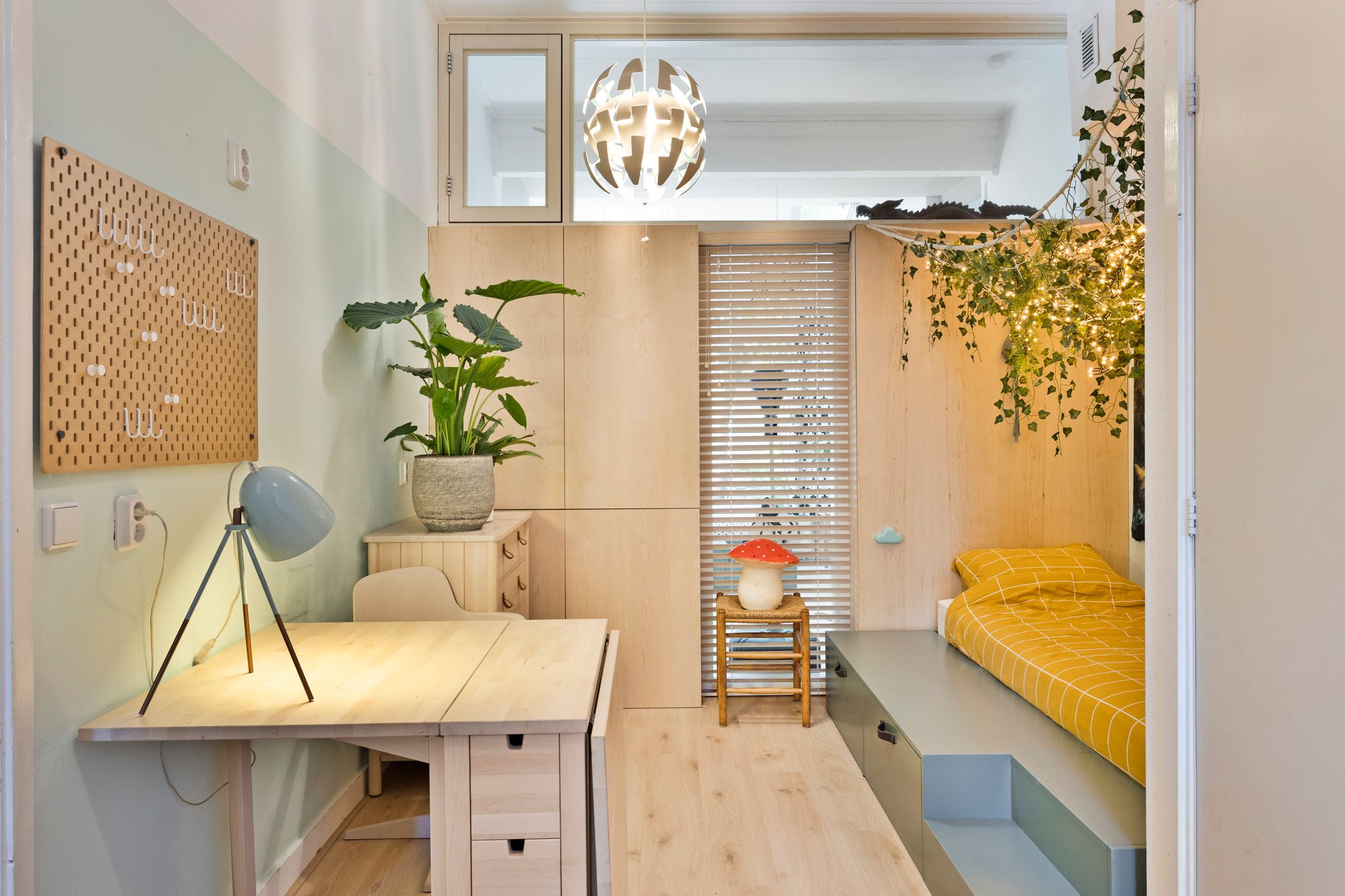 Photo 36 of St. Antonielaan 171