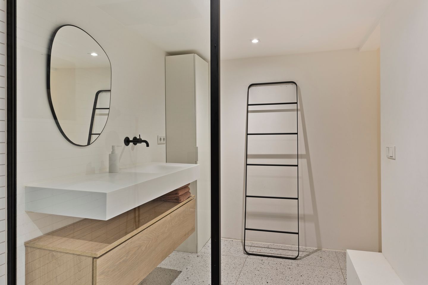 Photo 49 of St. Antonielaan 171