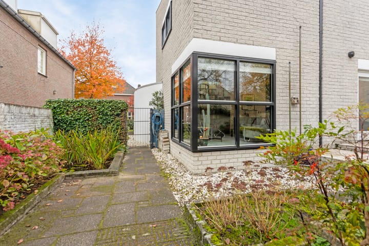 Foto 28 van Zandstraat 11