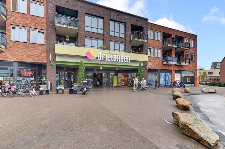 Foto 44 van Triasplein 61