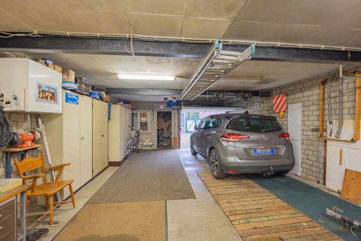 Foto 33 van Westsingel 58