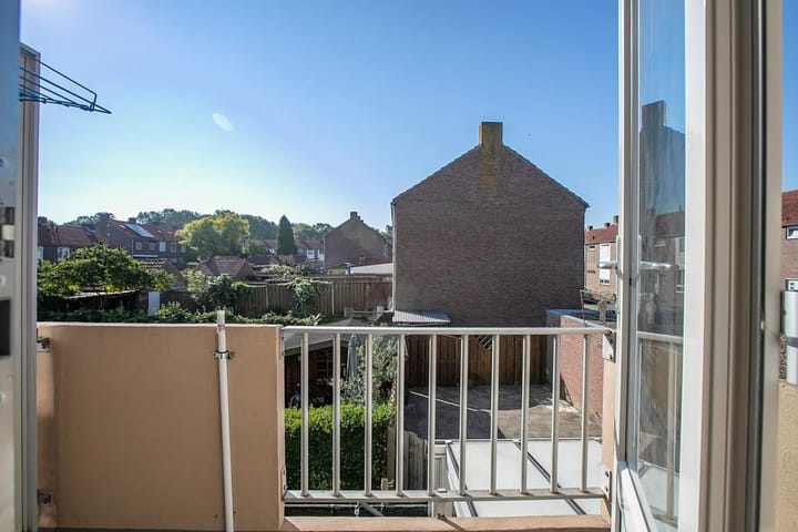 Foto 15 van Opalinestraat 37