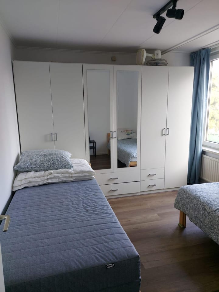 Foto 19 van Opalinestraat 37