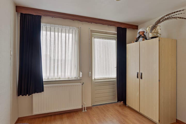 Foto 21 van Esdoornlaan 53