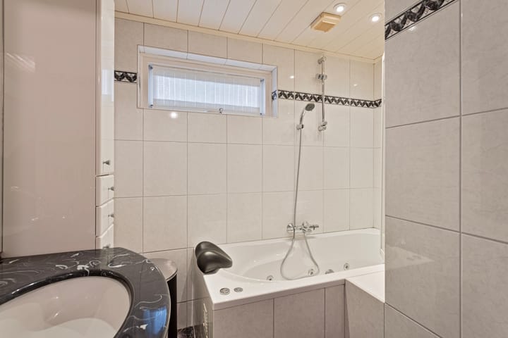 Foto 23 van Esdoornlaan 53