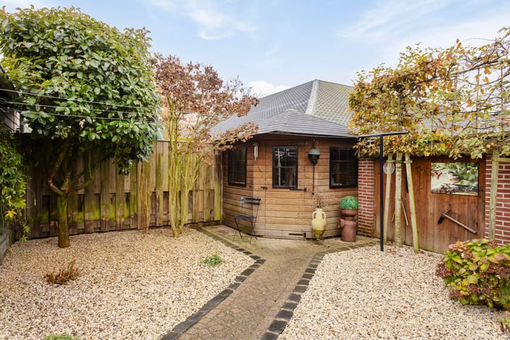 Foto 30 van Esdoornlaan 53