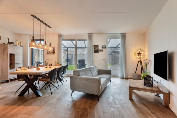 Foto 3 van Dora Ebbenhof 11