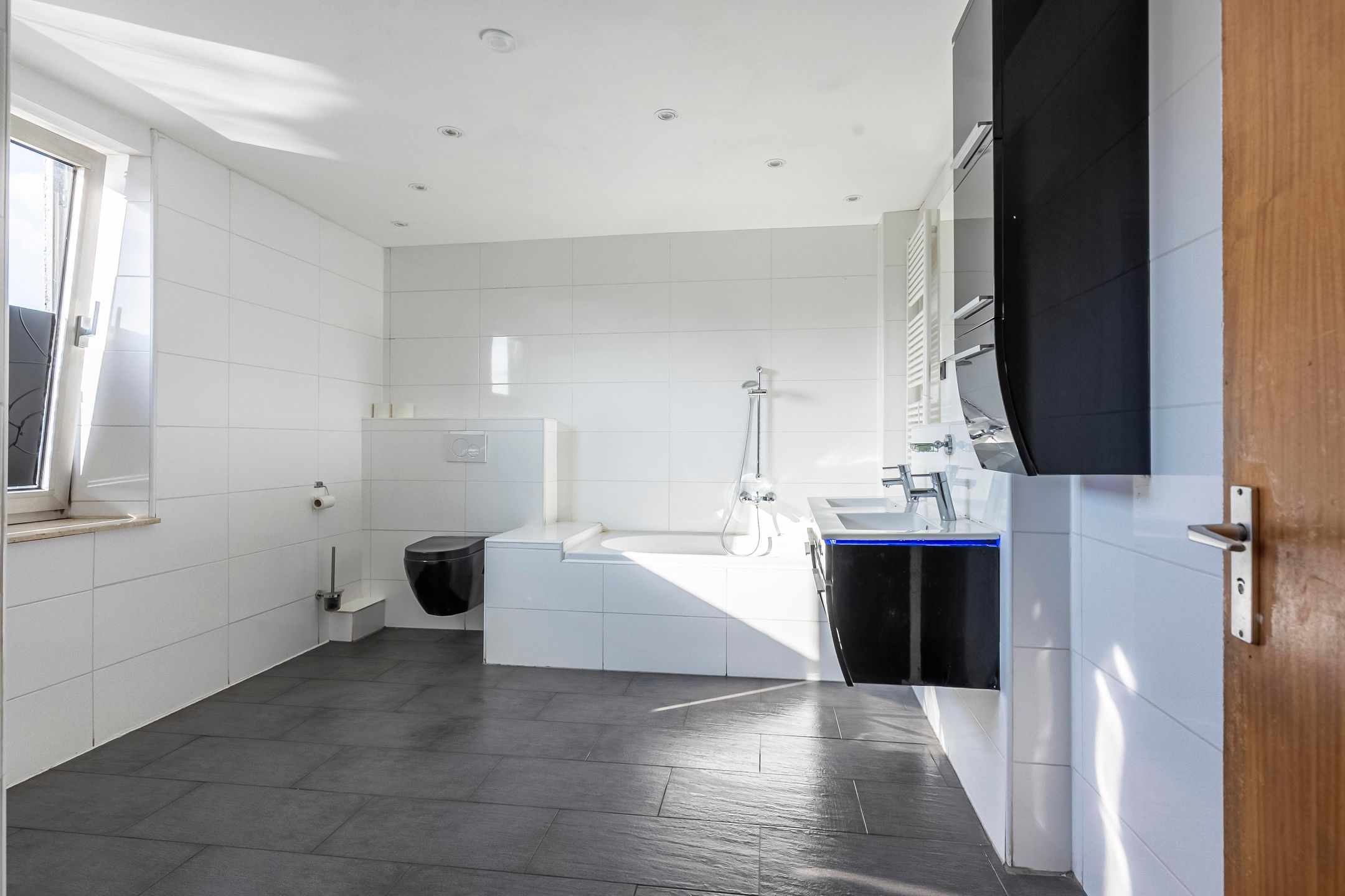 Foto 12 van Locht 48