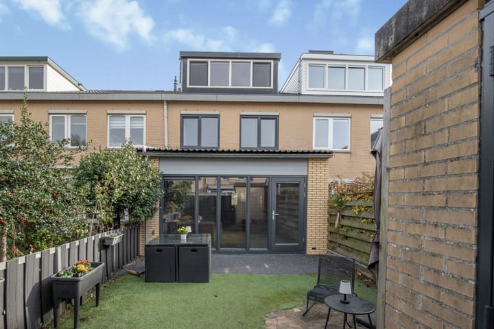 Photo 15 of Martinus Nijhoffstraat 5