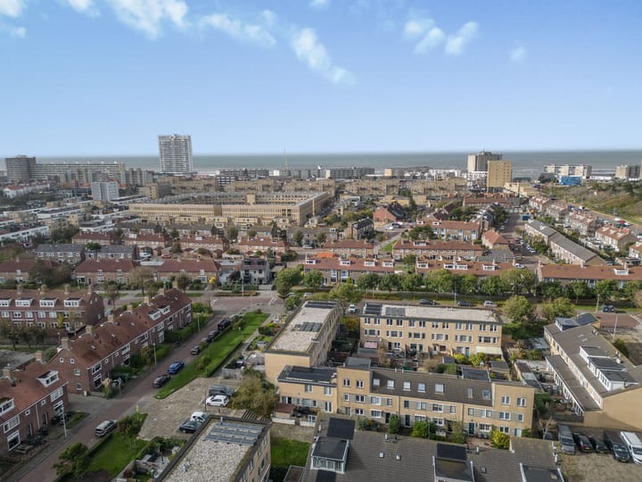 Photo 32 of Martinus Nijhoffstraat 5