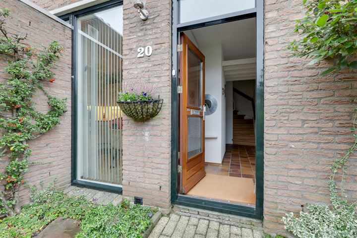 View photo 8 of Lindestraat 20