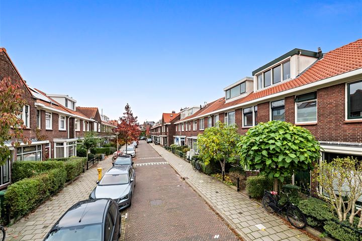 View photo 4 of De Vriesstraat 31