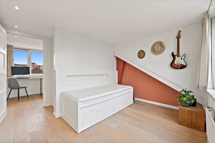 Foto 40 van De Vriesstraat 31