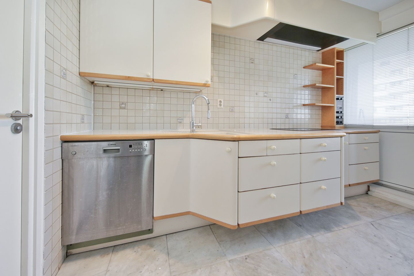 Photo 14 of Ruimzicht 305