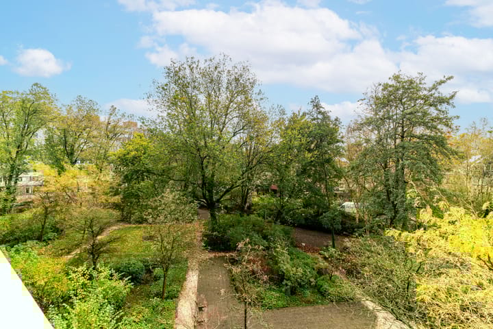 Foto 10 van J.J. Slauerhofflaan 107