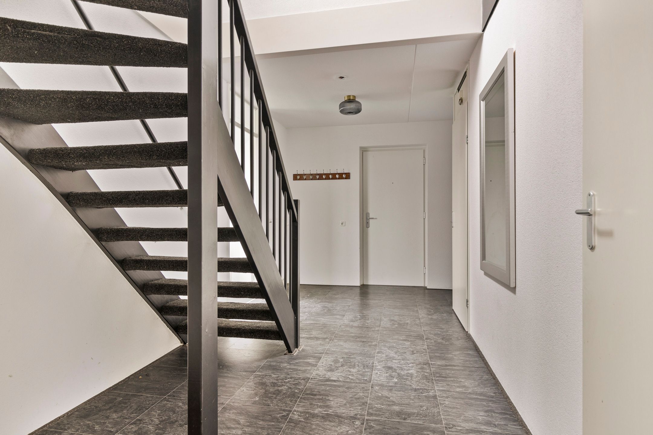 Foto 12 van Ernest Groosmanplein 32