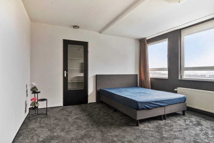 Foto 14 van Ernest Groosmanplein 32