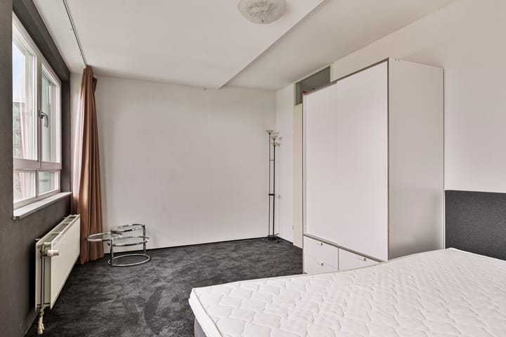 Foto 15 van Ernest Groosmanplein 32