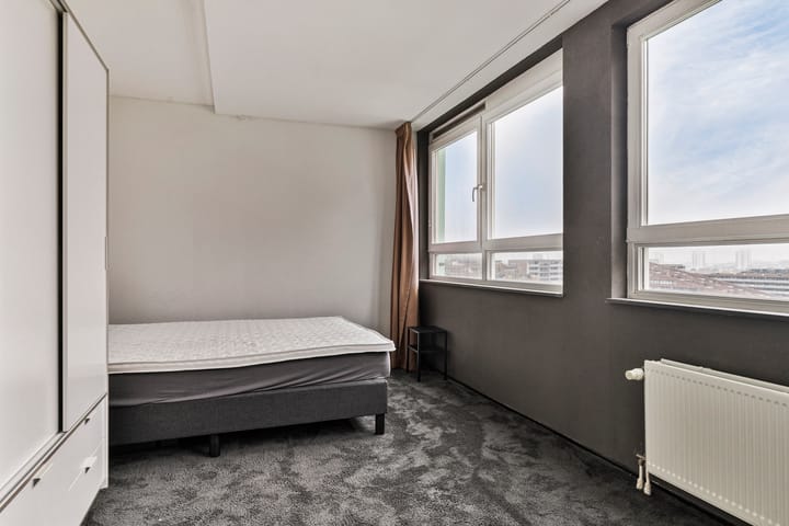 Foto 16 van Ernest Groosmanplein 32