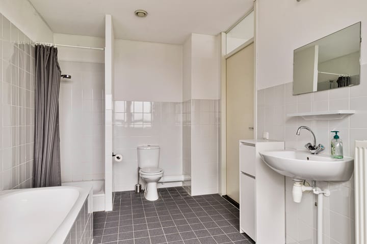 Foto 18 van Ernest Groosmanplein 32