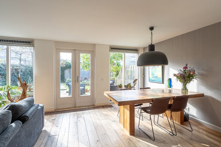 Foto 17 van Jonkvrouw van Naaldwijklaan 34