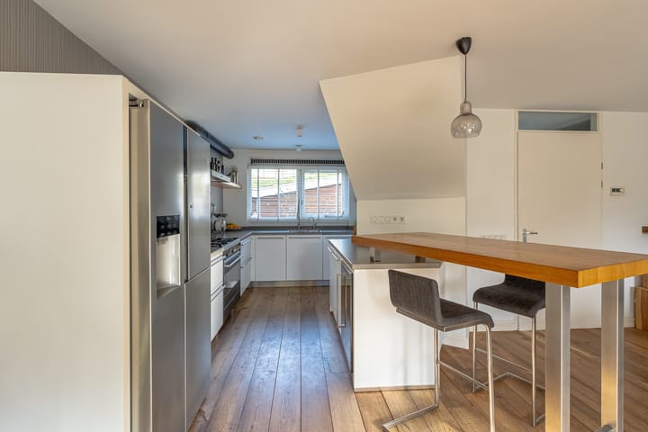 Foto 18 van Jonkvrouw van Naaldwijklaan 34