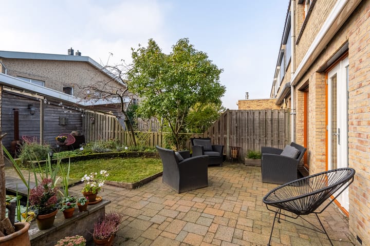 Foto 23 van Jonkvrouw van Naaldwijklaan 34