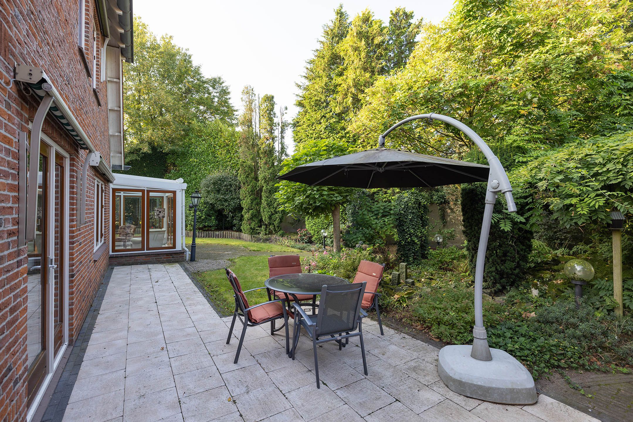 Photo 24 of Nassaustraat 3