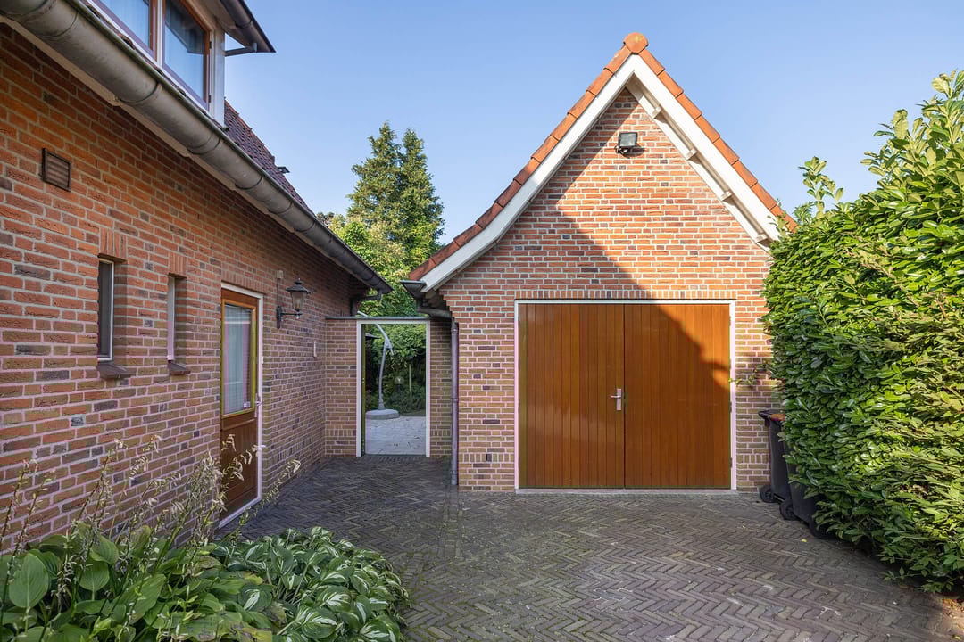 Photo 26 of Nassaustraat 3