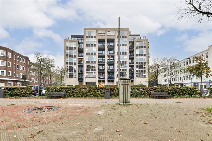 Bekijk foto 2 van IJselstraat 32-G