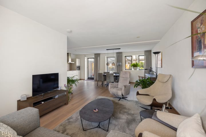 Foto 6 van van Goghstraat 24