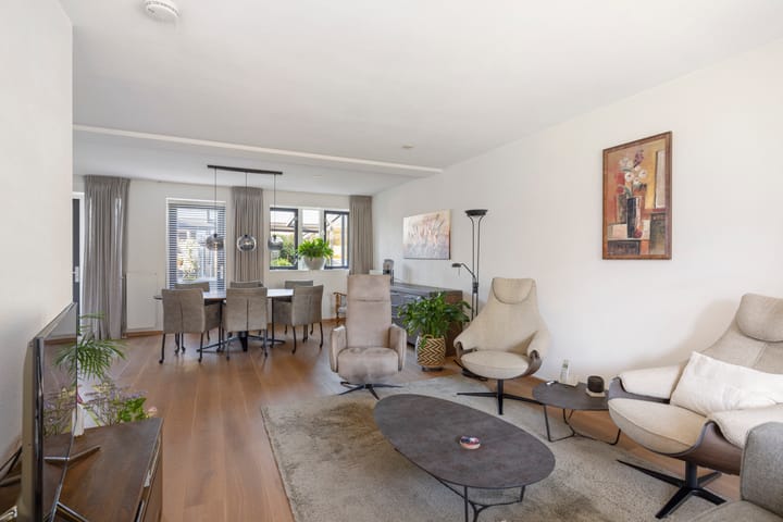 Foto 5 van van Goghstraat 24