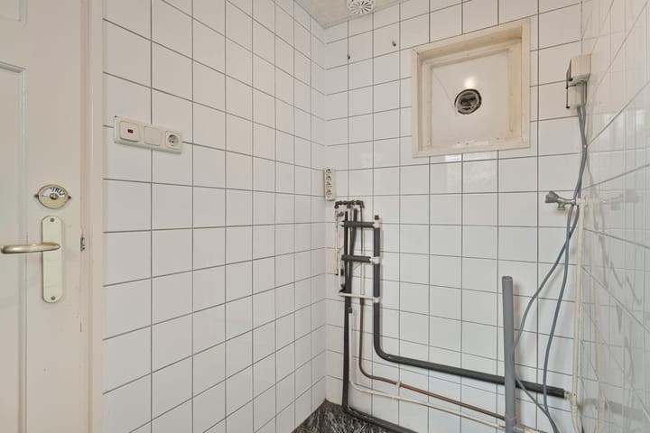 Foto 14 van Van Riebeekstraat 79