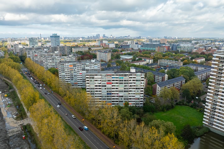 Bekijk foto 46 van Ocarinalaan 698