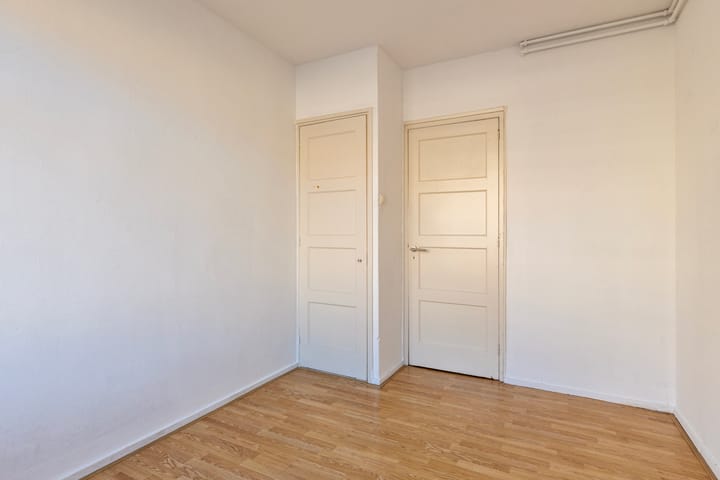 Foto 15 van Bredestraat 11-B