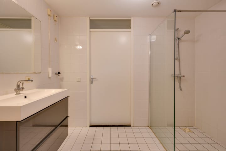 Foto 3 van Molukkenstraat 30