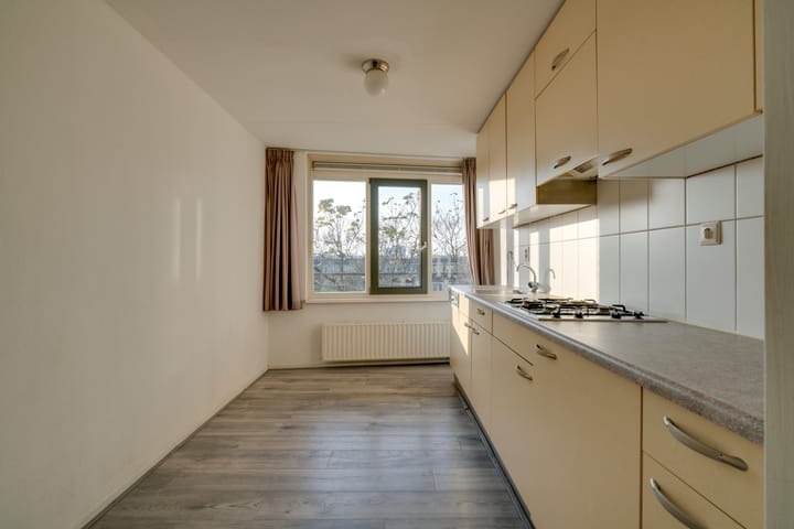 Foto 10 van Molukkenstraat 30