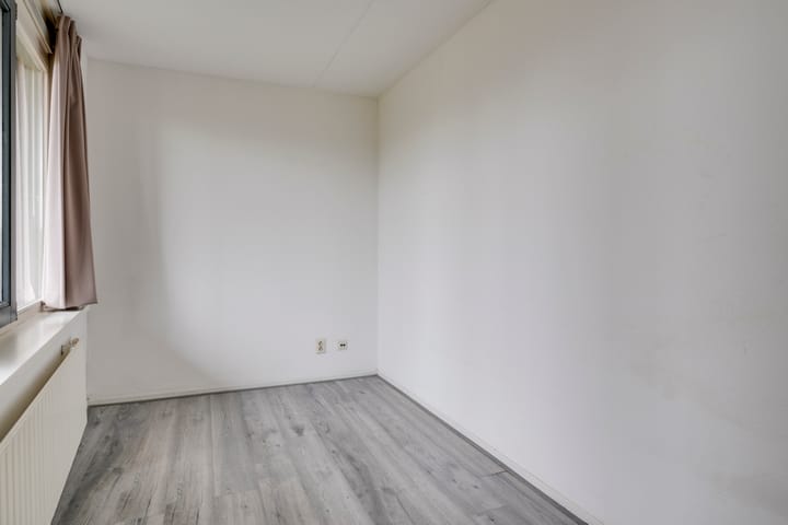 Foto 15 van Molukkenstraat 30