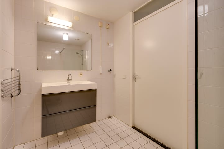 Foto 19 van Molukkenstraat 30