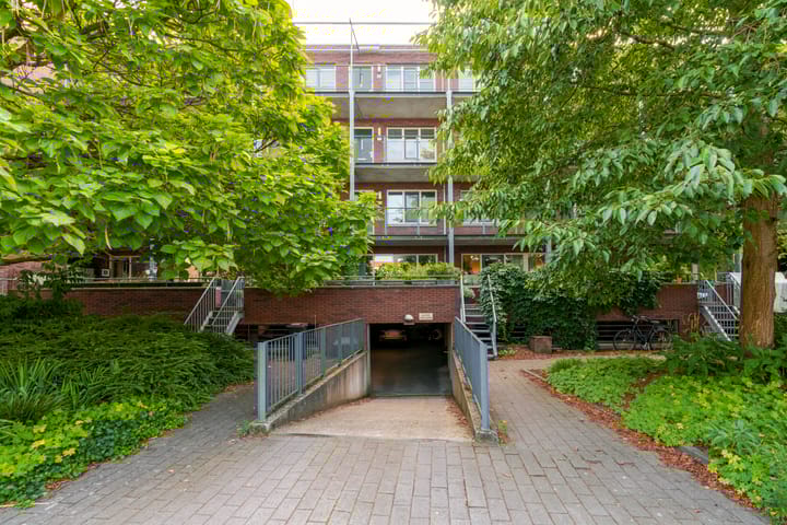 Foto 23 van Molukkenstraat 30