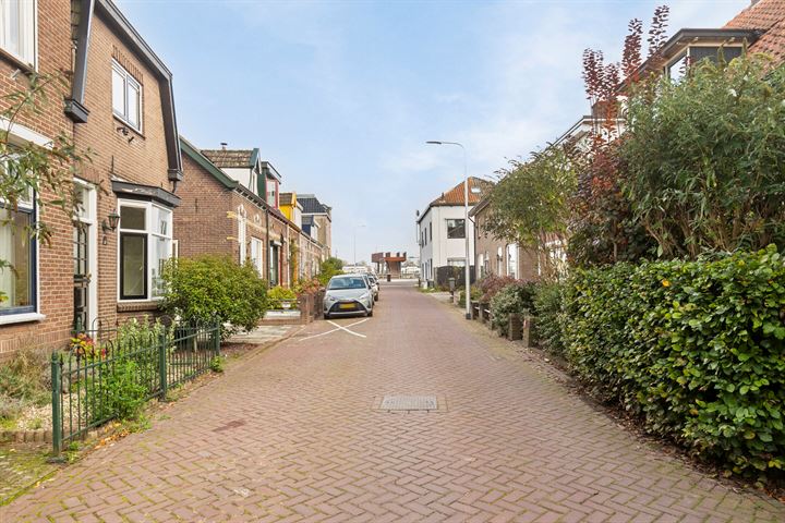 Bekijk foto 26 van Spoordijkstraat 17