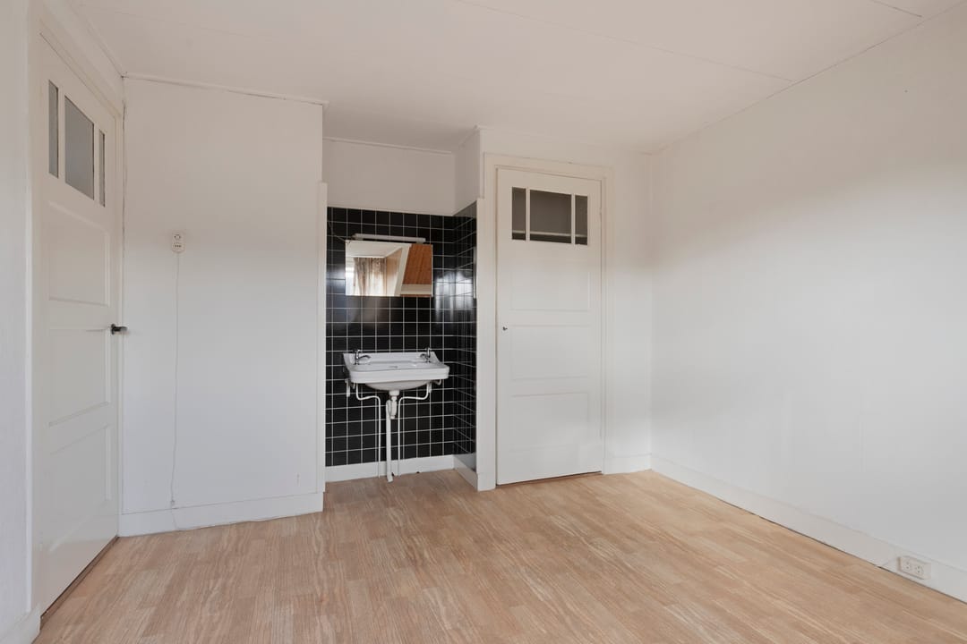 Photo 17 of Spoordijkstraat 17