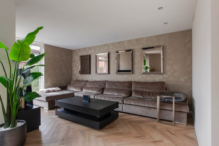 Foto 18 van André de Jongstraat 2