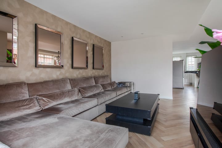 Foto 21 van André de Jongstraat 2