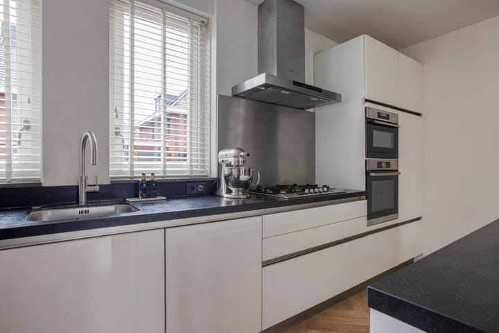 Foto 32 van André de Jongstraat 2