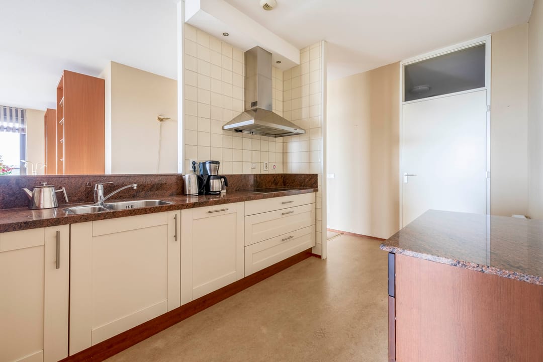 Foto 17 van Bakboord 48