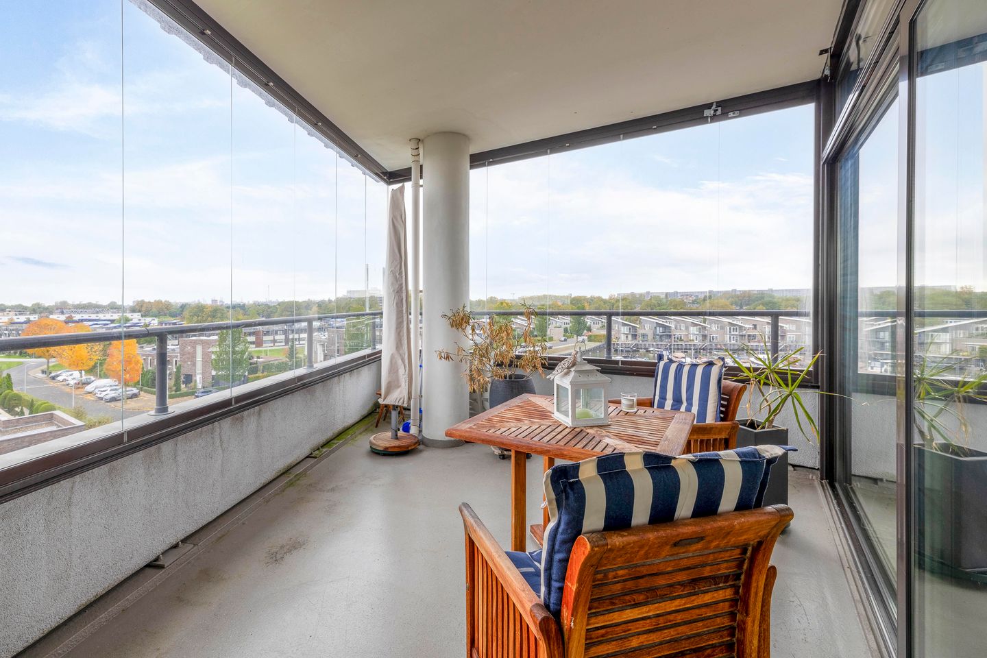 Foto 20 van Bakboord 48